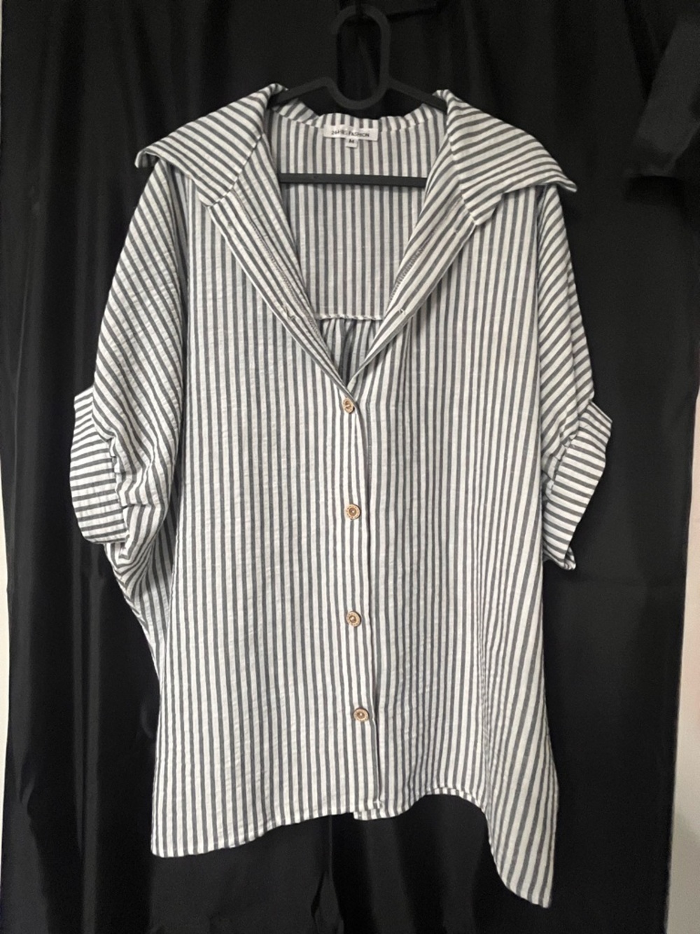 Striped Button-Front Women's Top with Sailor Collar - Blue & White